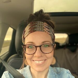 Meet your Posher, Suzanne